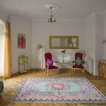 Petit Chateau Laborde