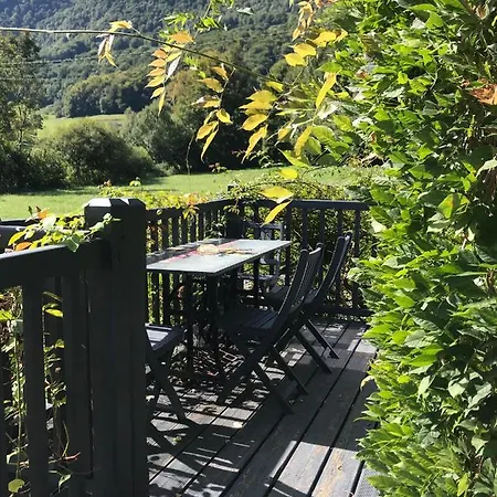 Petit Chateau Bed & Breakfast