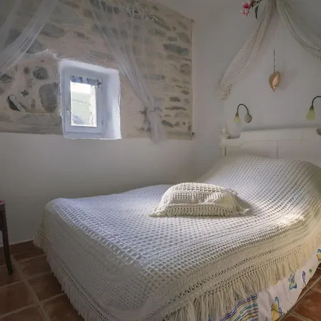 Oda ve Kahvaltı Petit Chateau