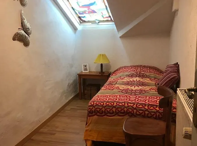 Bed & Breakfast Petit Chateau